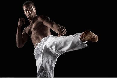 Steam免费送出太空策略建造游戏《火星求生》